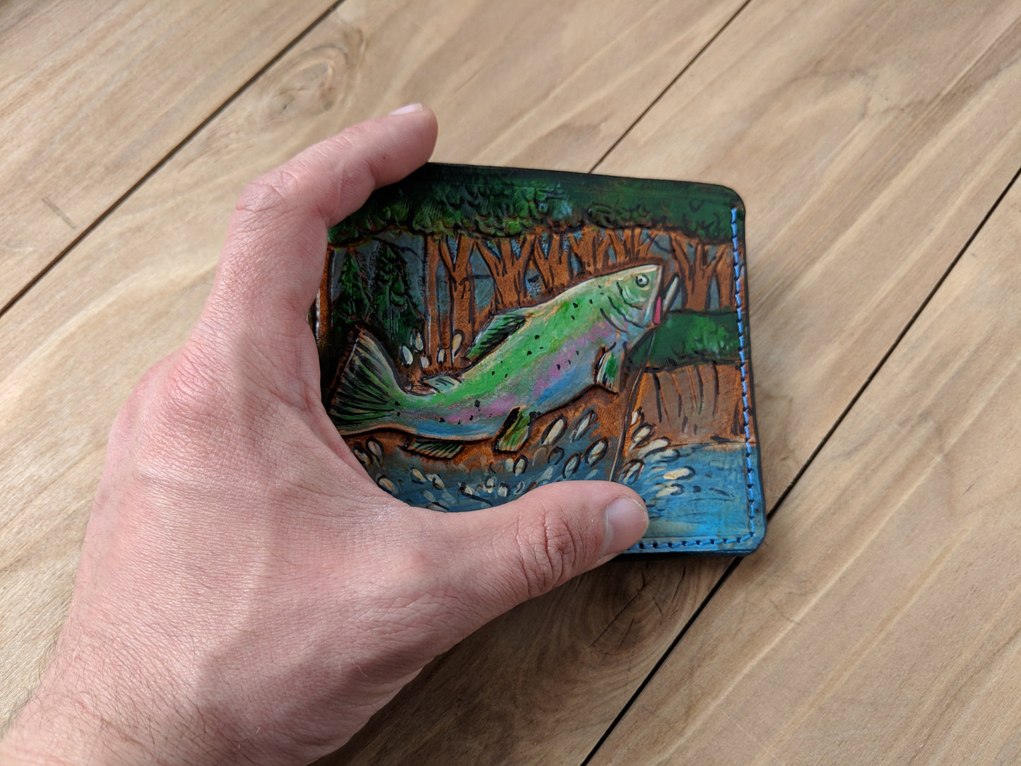 Discover the Bass Fishing Handmade Bifold Leather Wallet! This unique fish wallet makes the perfect Father's Day gift for any fishing enthusiast or outdoorsman.