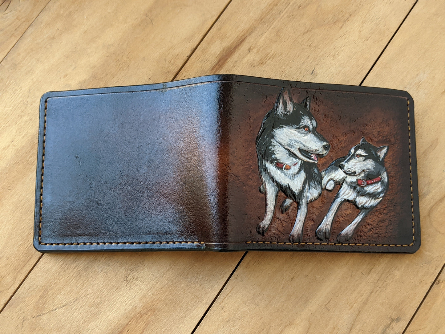 M1A9, Siberian Husky Handmade Embossed Bifold Leather Wallet