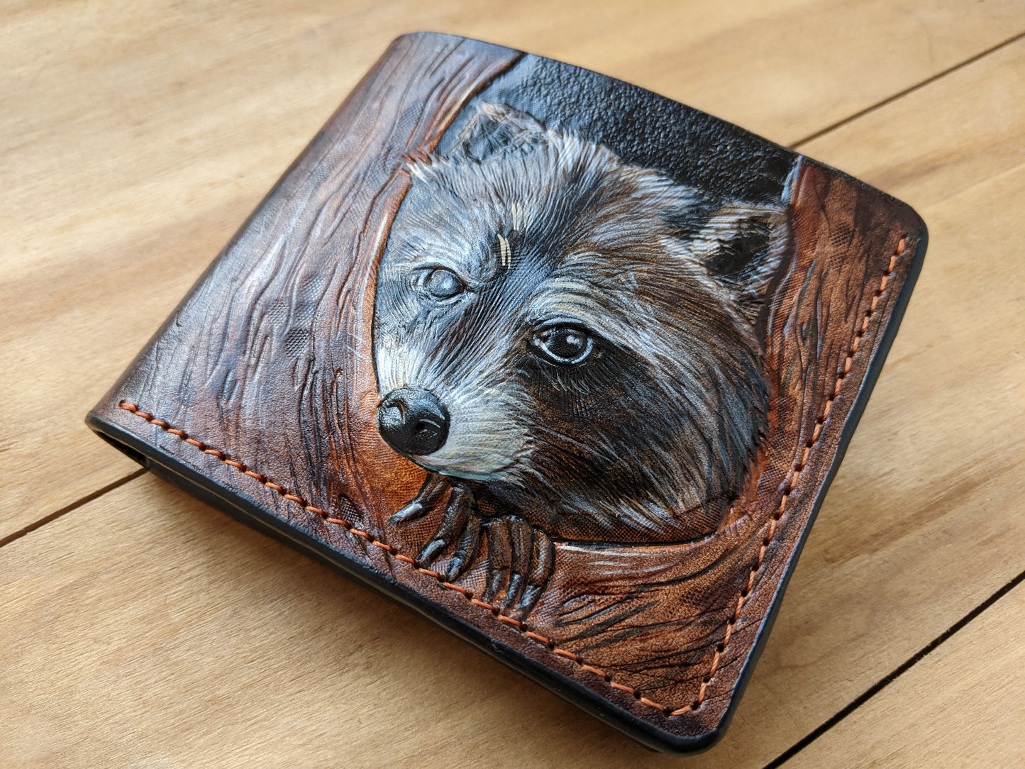 M1A11, Raccoon, Coon Hunting Embossed Bifold Leather Wallet