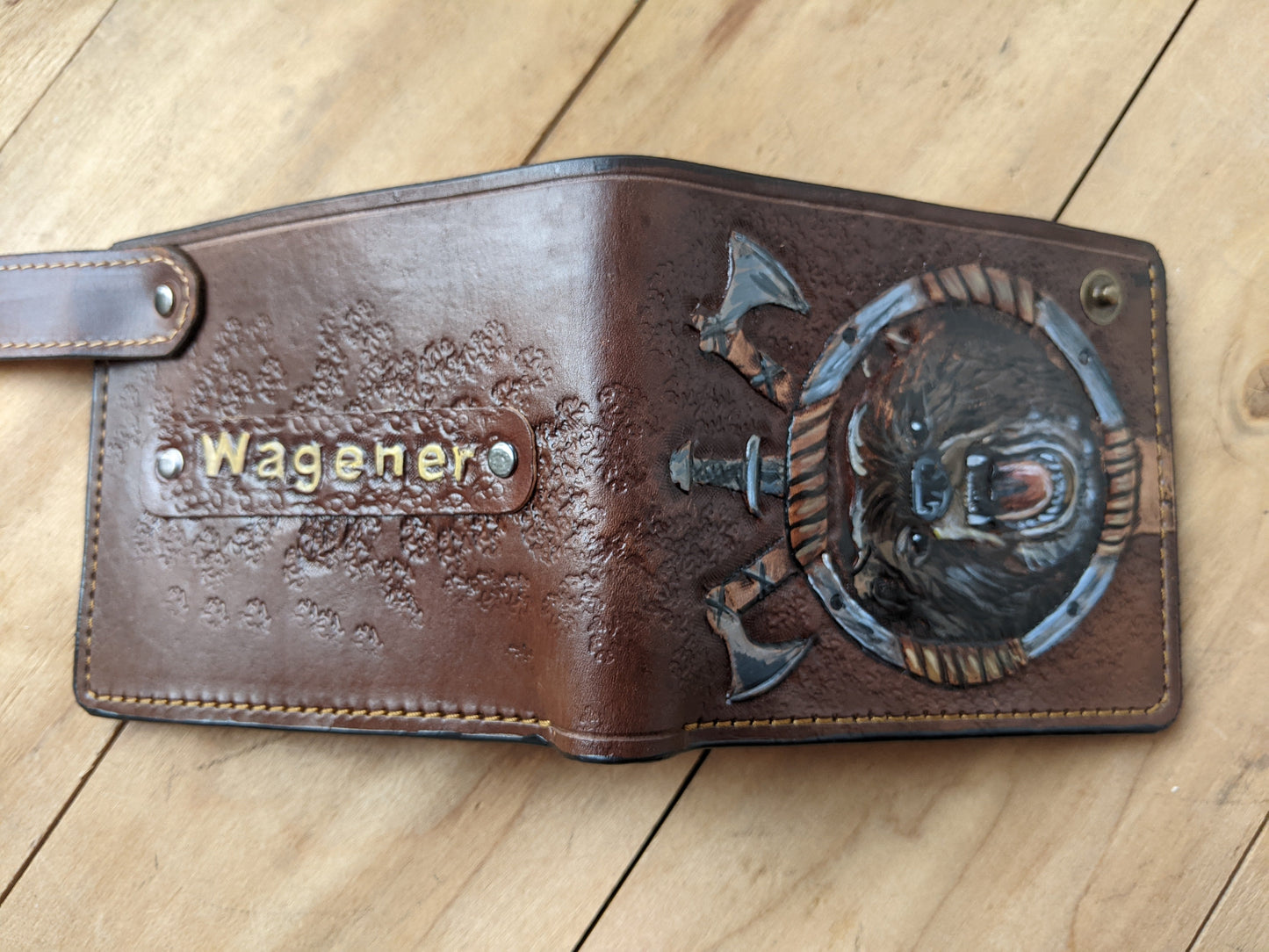 M1A20, Grizzly Bear Viking Axe & Sword Bifold Leather Wallet