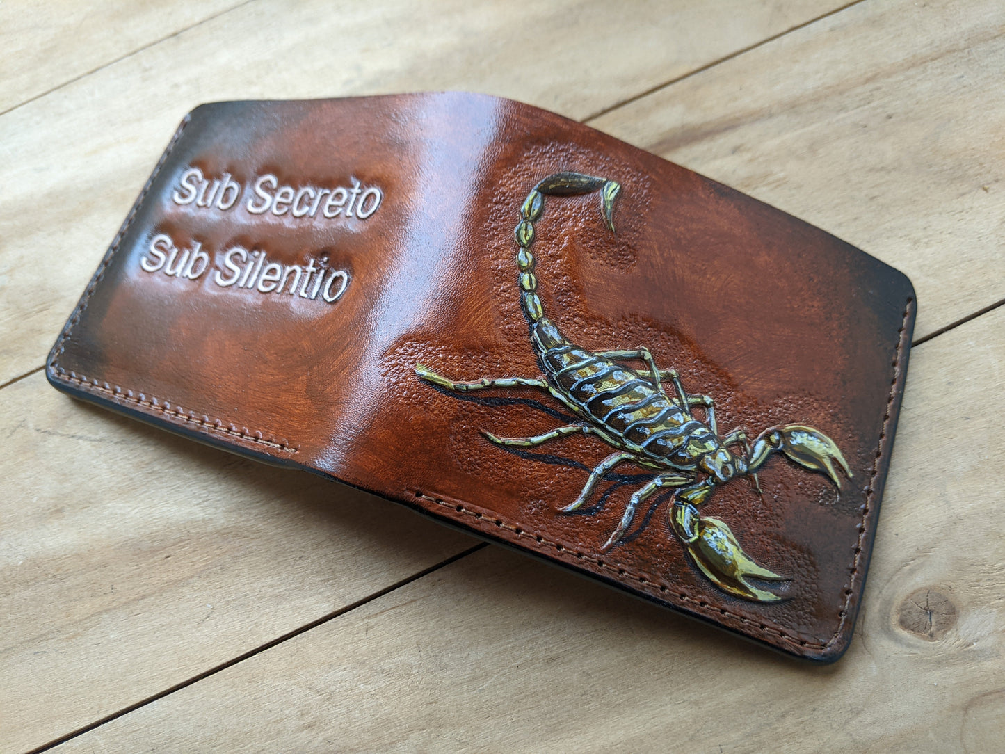 M1A34, Emperor Scorpion Deathstalker Bifold Leather Wallet