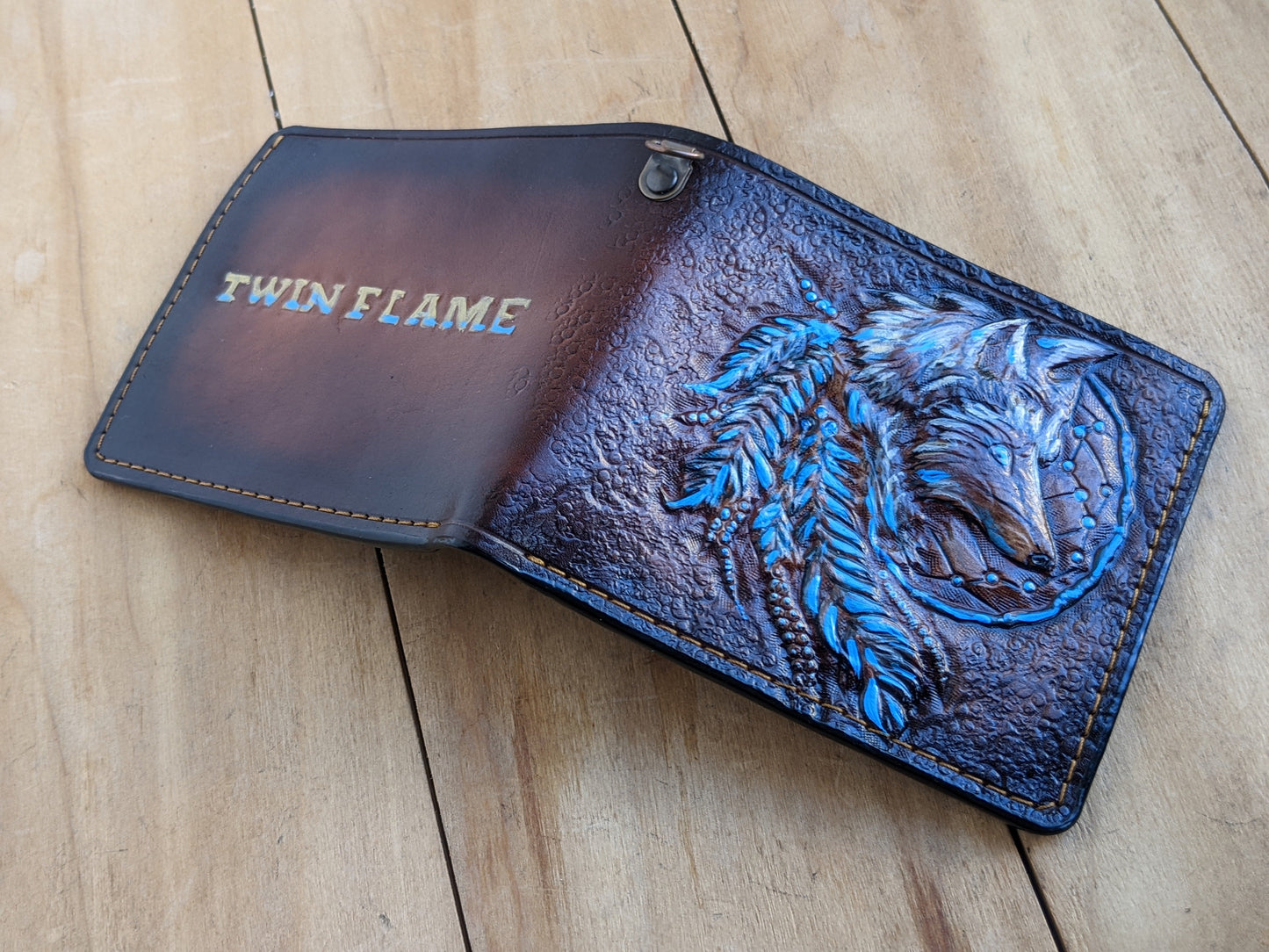 M1A23, Red Fox Dream Catchers Embossed Bifold Leather Wallet