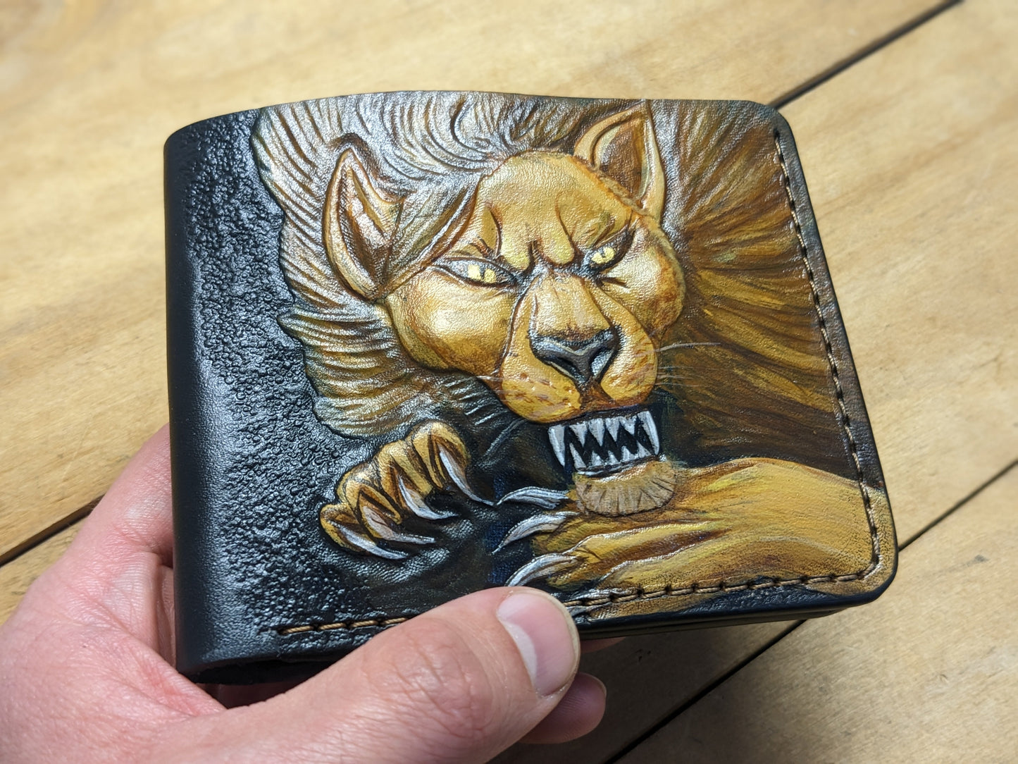 M1A28, Lion King Scar Embossed Bifold Leather Wallet