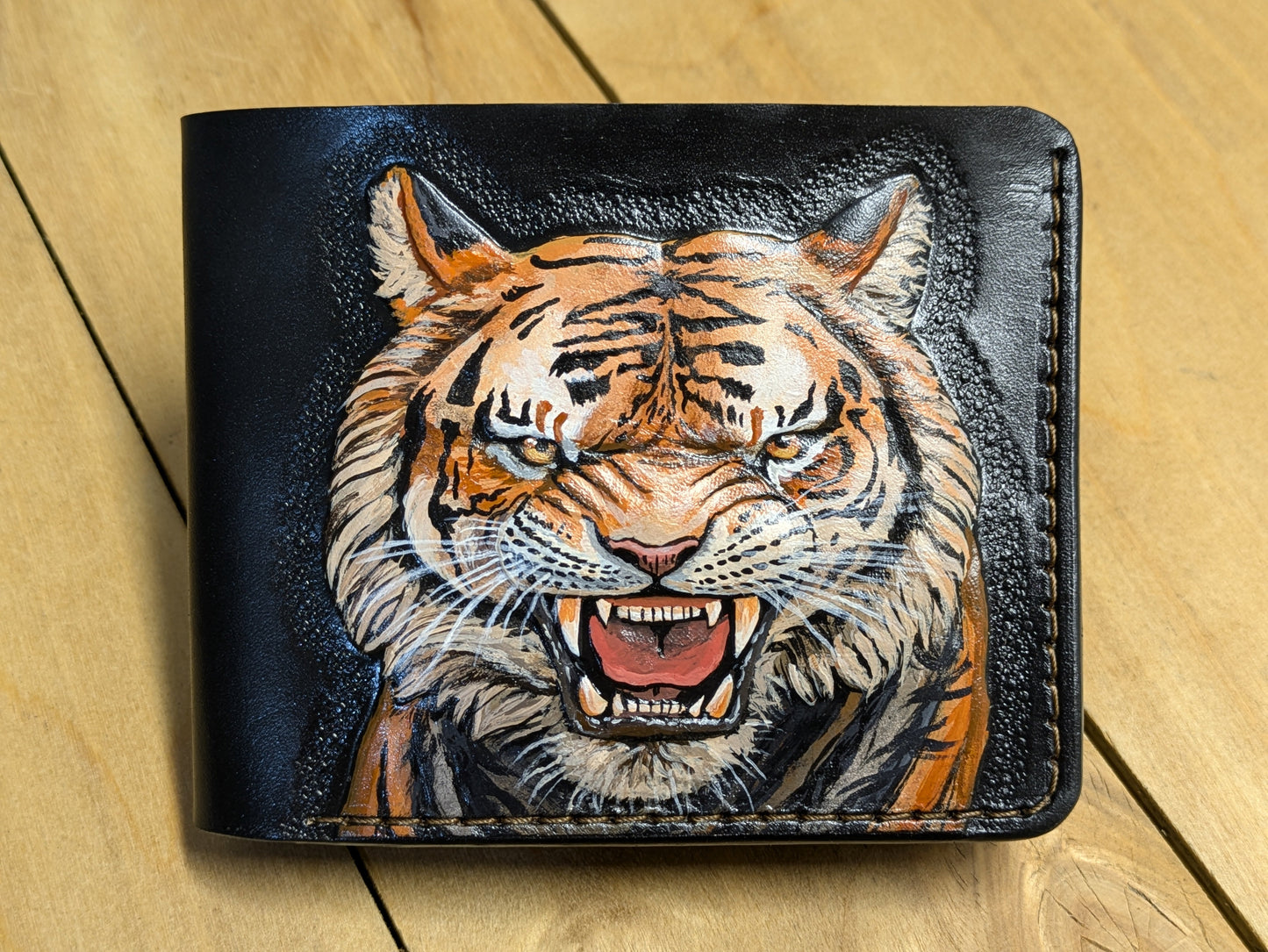 M1A41, Bengal & Siberian Tiger Big Cat Bifold Leather Wallet