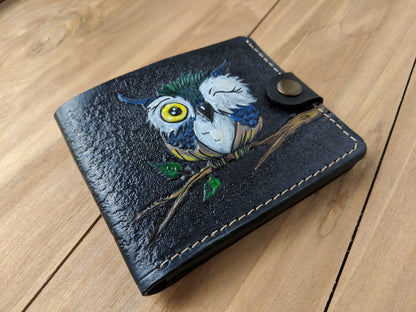 Discover the Cartoon Chouette Christmas Owl Embossed Leather Wallet! This cute wallet features an adorable owl design and is perfect for everyday use or gifting!